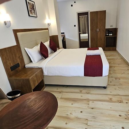 Indiana Hills Hotel Shillong Ngoại thất bức ảnh