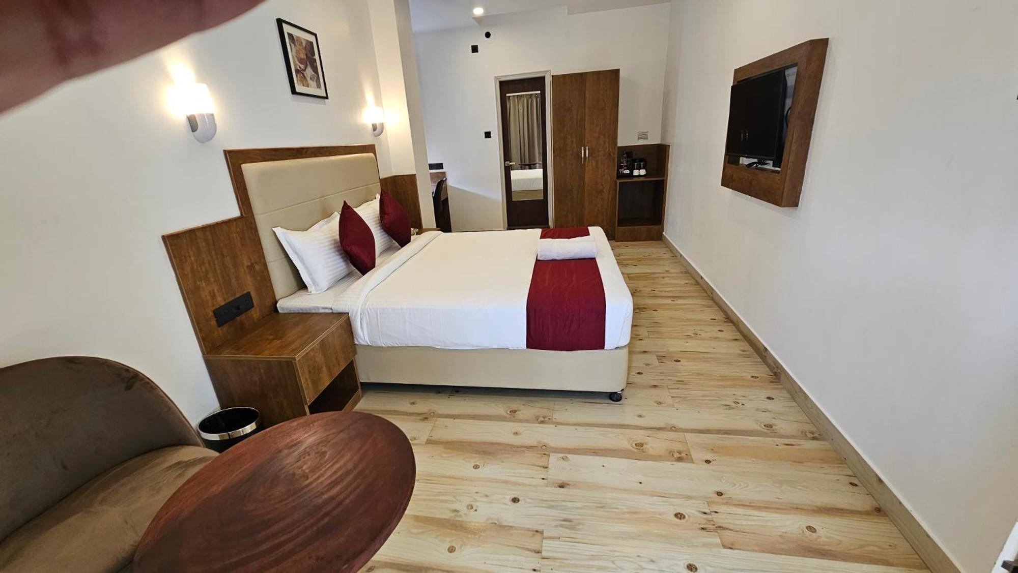 Indiana Hills Hotel Shillong Ngoại thất bức ảnh